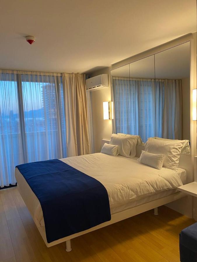 Orbi City Luxury Studio Harbour And Sea View Batumi Exterior foto